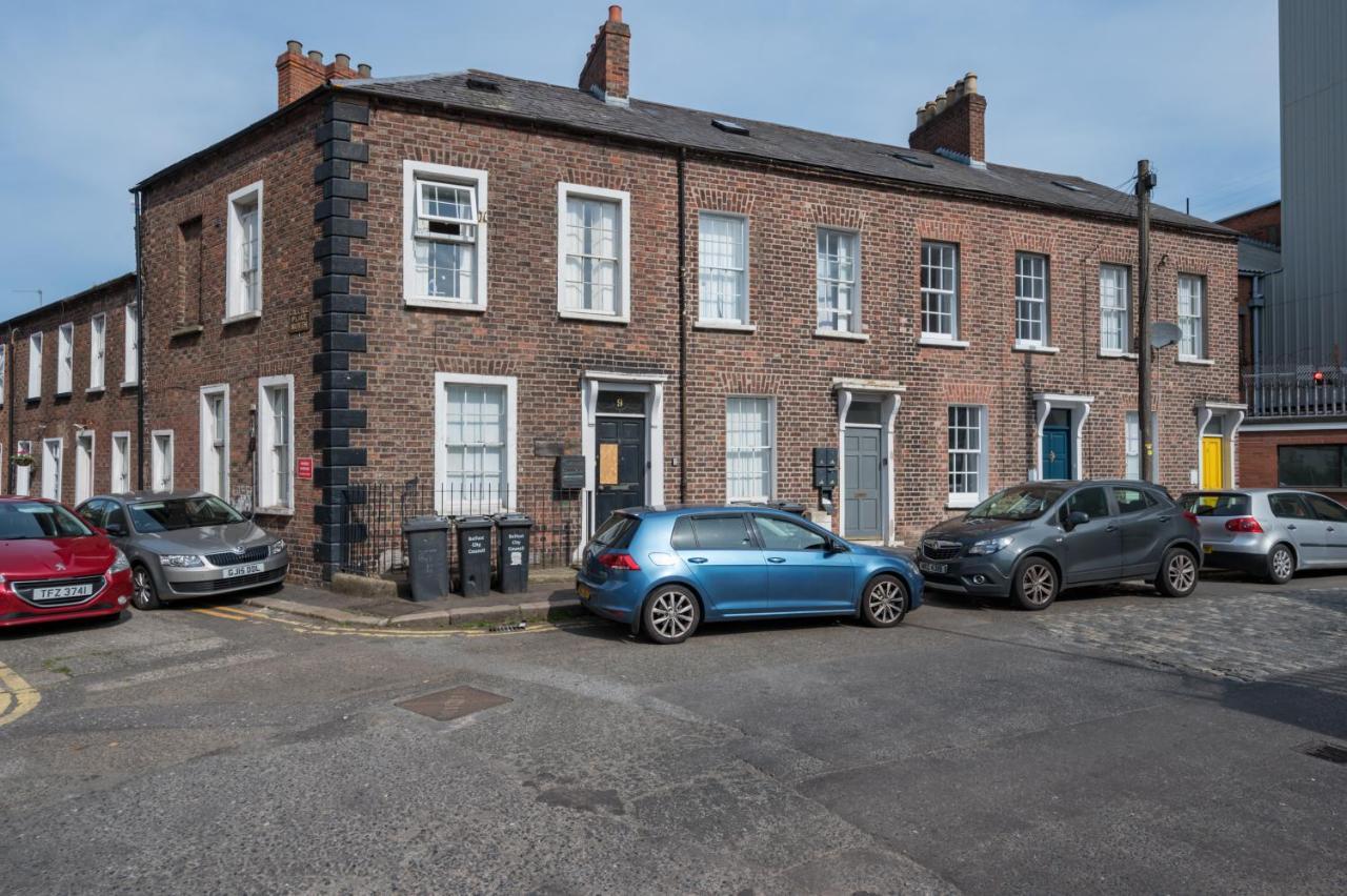 Central Belfast Apartments: Georgian House Exterior photo